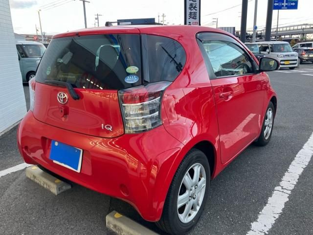 TOYOTA iQ 2008