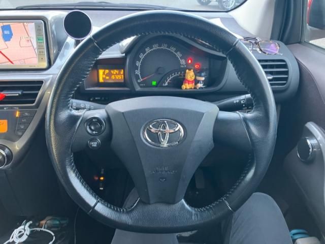 TOYOTA iQ 2008