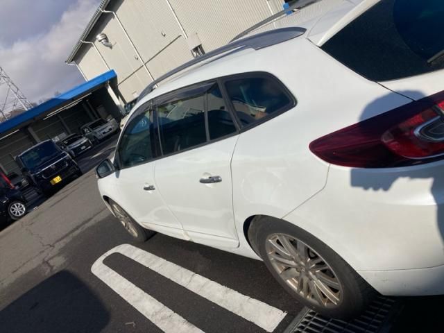 RENAULT RENAULT MEGANE ESTATE 2013