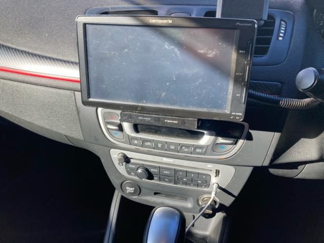 RENAULT RENAULT MEGANE ESTATE 2013