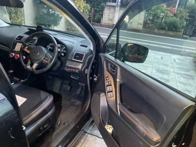 SUBARU FORESTER 2016