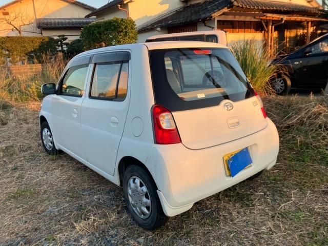 DAIHATSU ESSE 2006