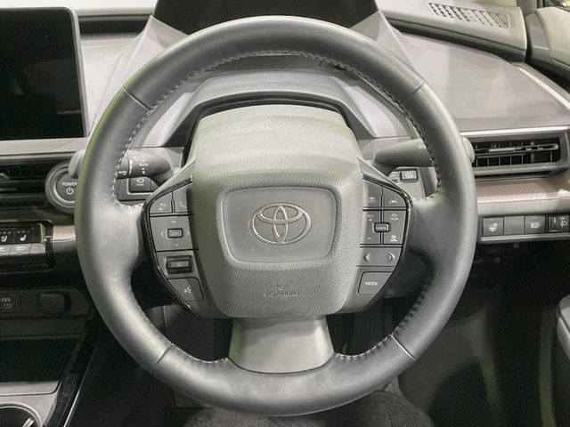 TOYOTA PRIUS 2023
