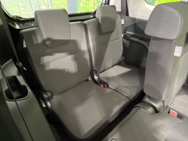 TOYOTA SIENTA HYBRID 2025