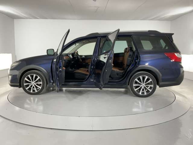 SUBARU EXIGA CROSSOVER 7 2016