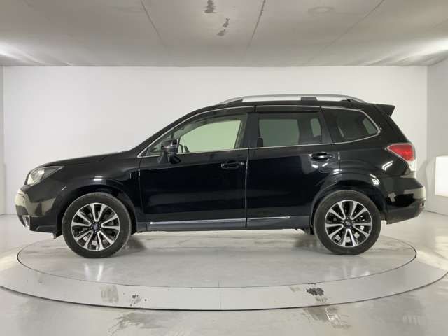 SUBARU FORESTER 2017