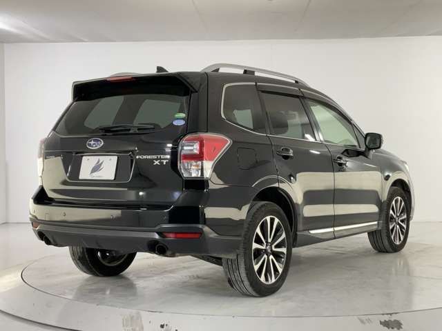 SUBARU FORESTER 2017