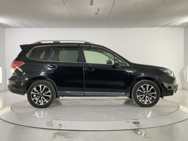 SUBARU FORESTER 2017