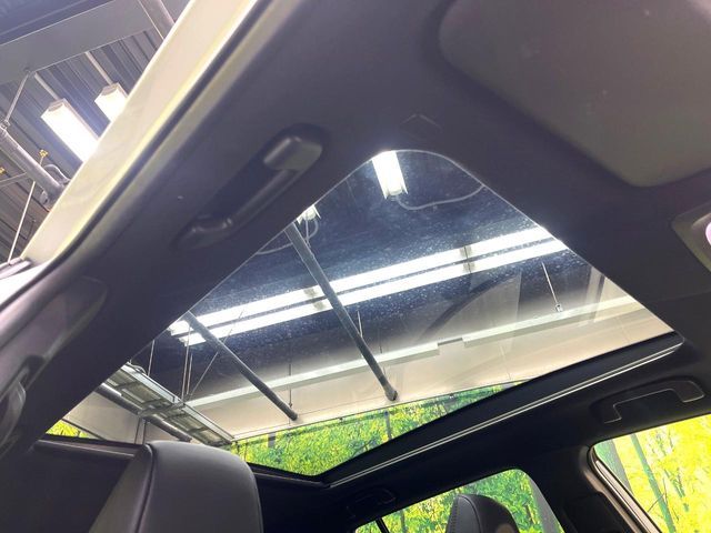 TOYOTA COROLLA CROSS HYBRID 2025