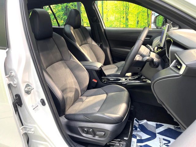 TOYOTA COROLLA CROSS HYBRID 2025