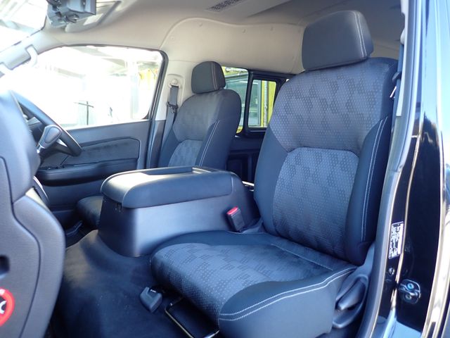 NISSAN CARAVAN wagon 2024