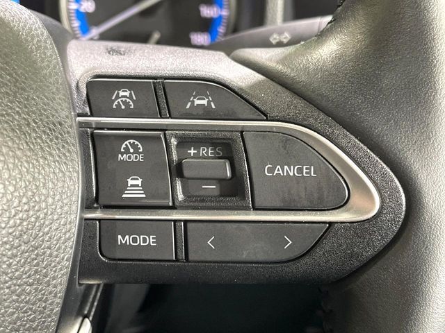 TOYOTA VOXY HYBRID 2023