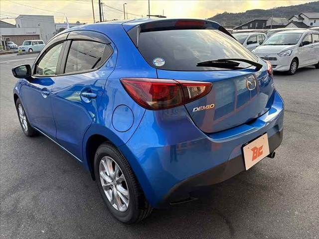 MAZDA DEMIO 2014