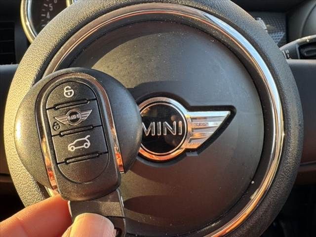 BMW BMW MINI COOPER 2016