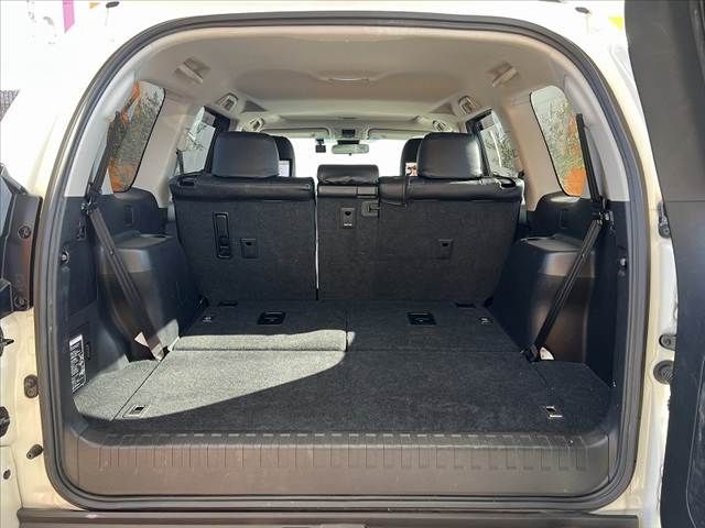 TOYOTA LANDCRUISER PRADO 2021