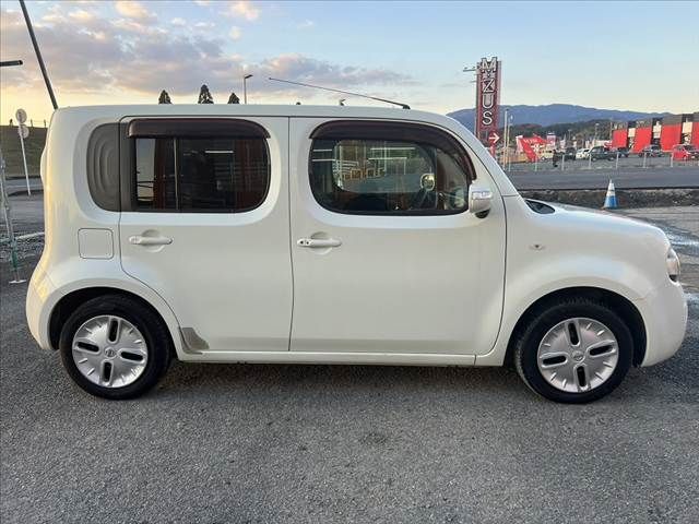 NISSAN CUBE 2012