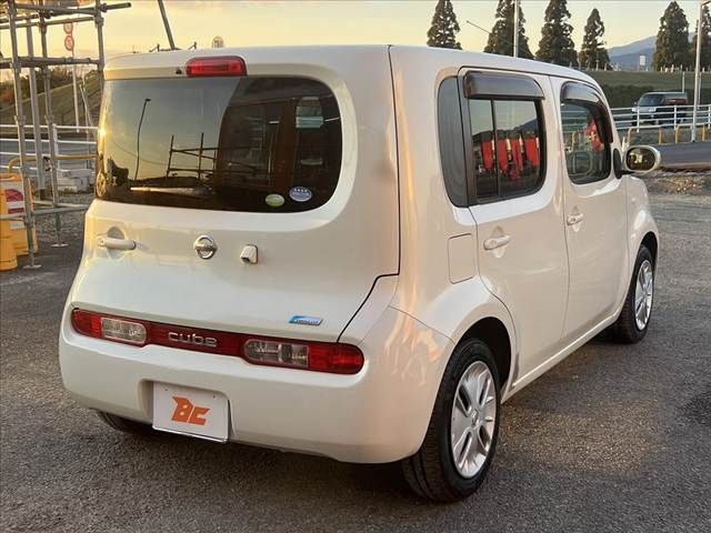 NISSAN CUBE 2012