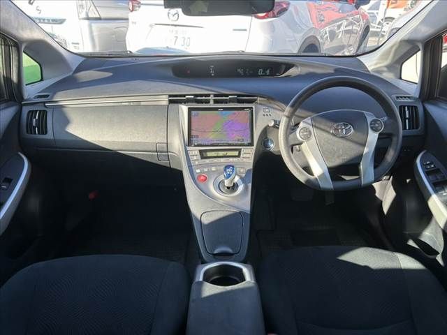 TOYOTA PRIUS 2015