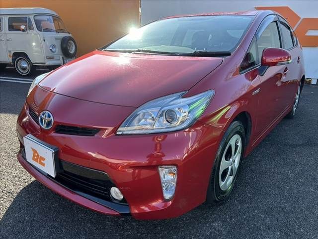 TOYOTA PRIUS 2015
