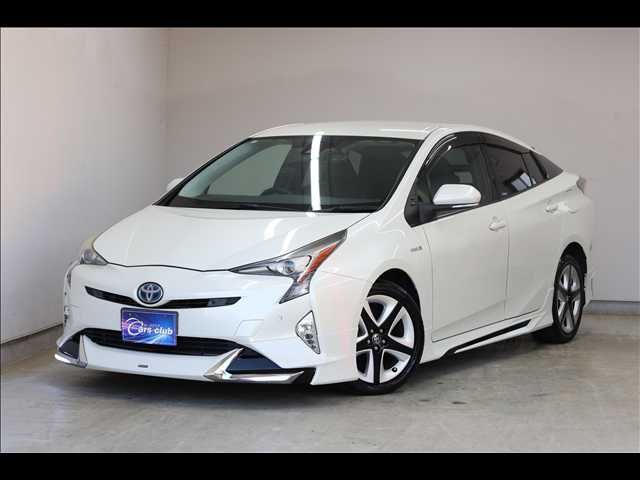 TOYOTA PRIUS 2016