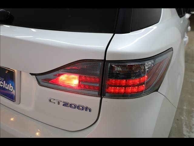 TOYOTA LEXUS CT200h 2013