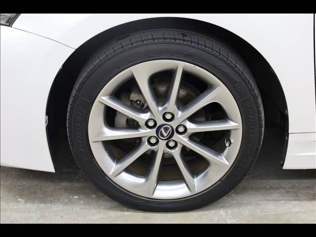 TOYOTA LEXUS CT200h 2013