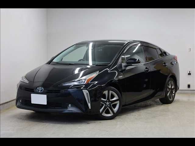TOYOTA PRIUS 2019