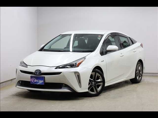 TOYOTA PRIUS 2019