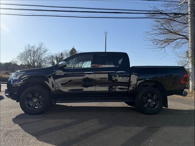 TOYOTA HILUX 4WD 2023