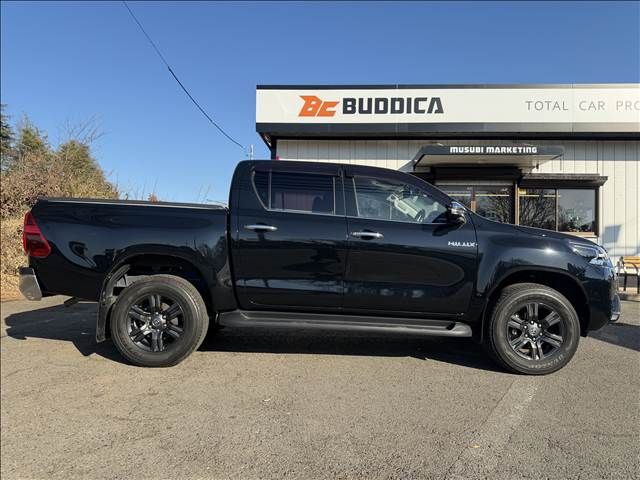 TOYOTA HILUX 4WD 2023