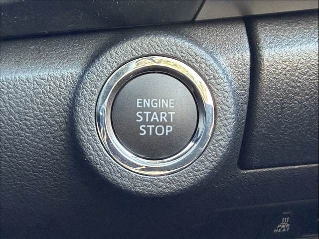 TOYOTA HILUX 4WD 2023