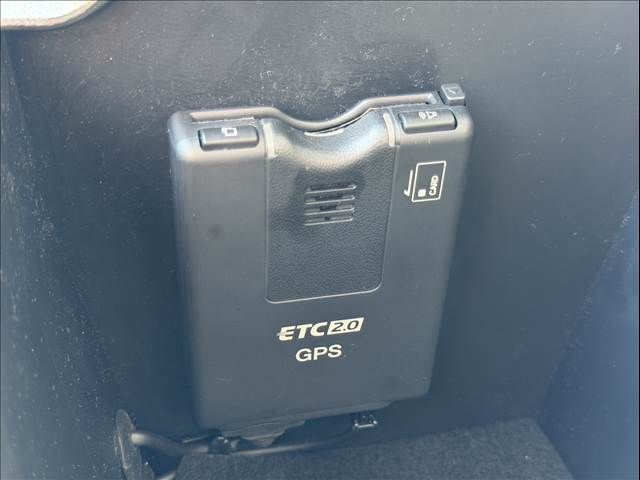 TOYOTA HILUX 4WD 2023