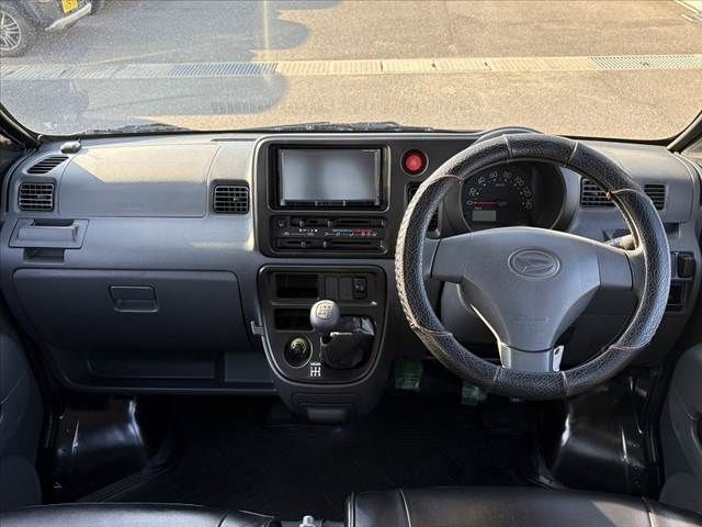 DAIHATSU HIJET CARGO 4WD 2014