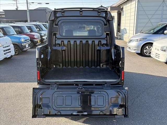 DAIHATSU HIJET CARGO 4WD 2014