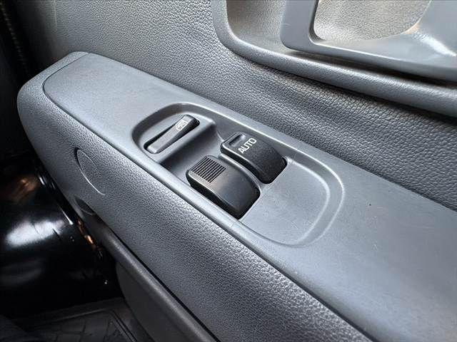 DAIHATSU HIJET CARGO 4WD 2014