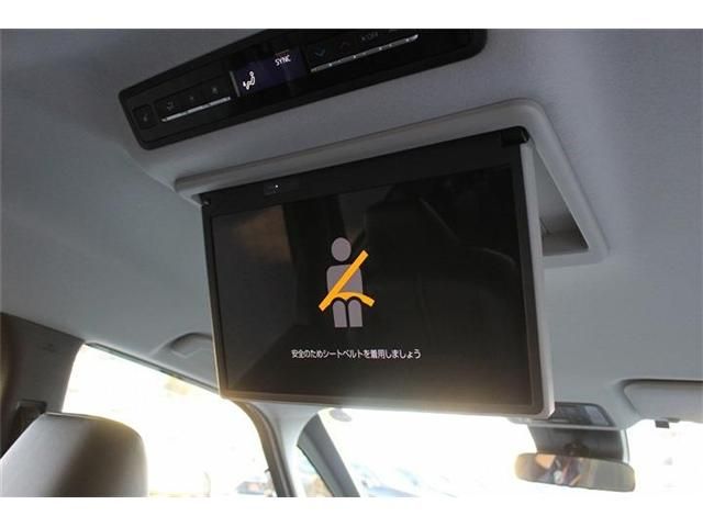 TOYOTA NOAH HYBRID 2022