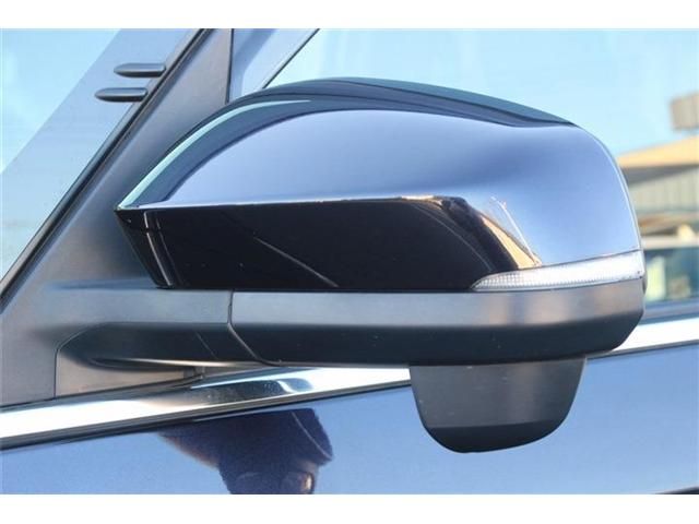 TOYOTA NOAH HYBRID 2022