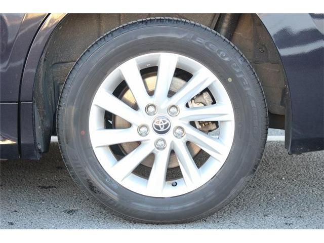 TOYOTA NOAH HYBRID 2022