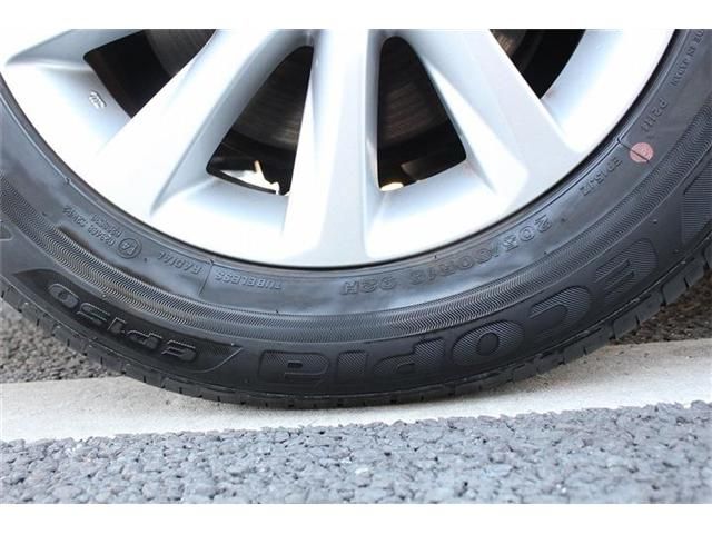 TOYOTA NOAH HYBRID 2022