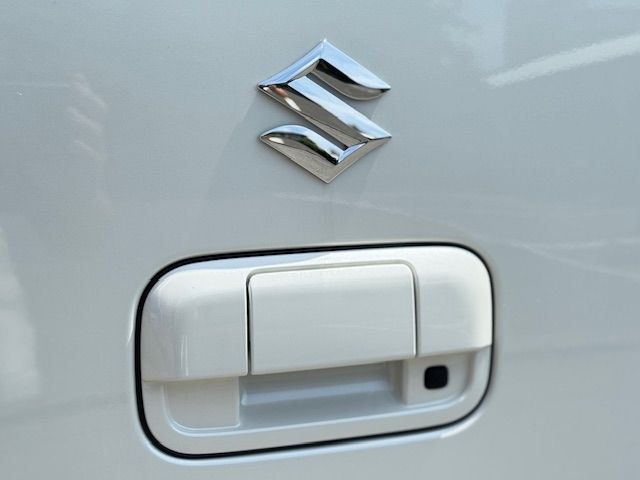 SUZUKI WAGON R Custom Z 2025