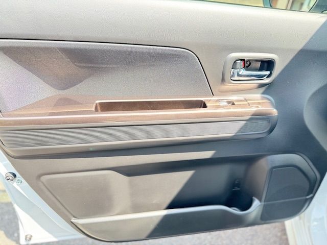 SUZUKI WAGON R Custom Z 2025