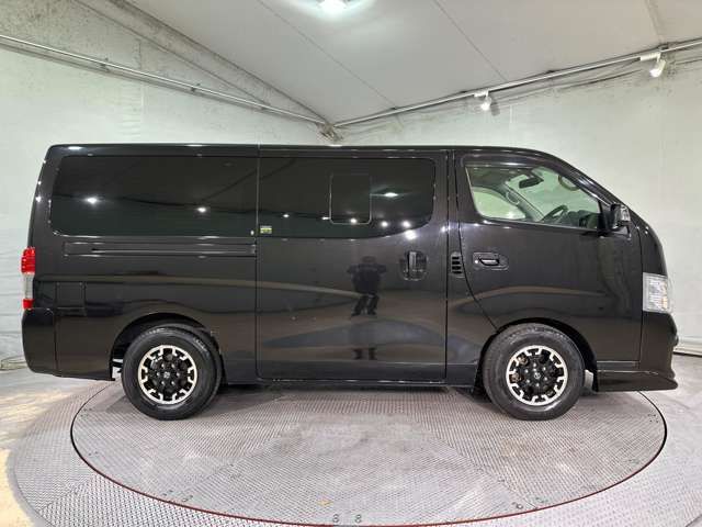 NISSAN NV350 CARAVAN 2020