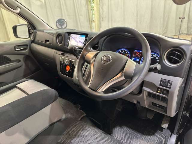 NISSAN NV350 CARAVAN 2020