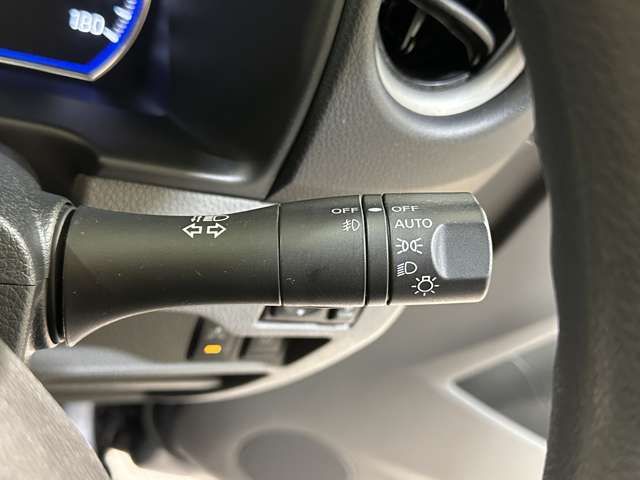 NISSAN NV350 CARAVAN 2020