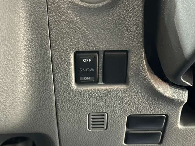 NISSAN NV350 CARAVAN 2020