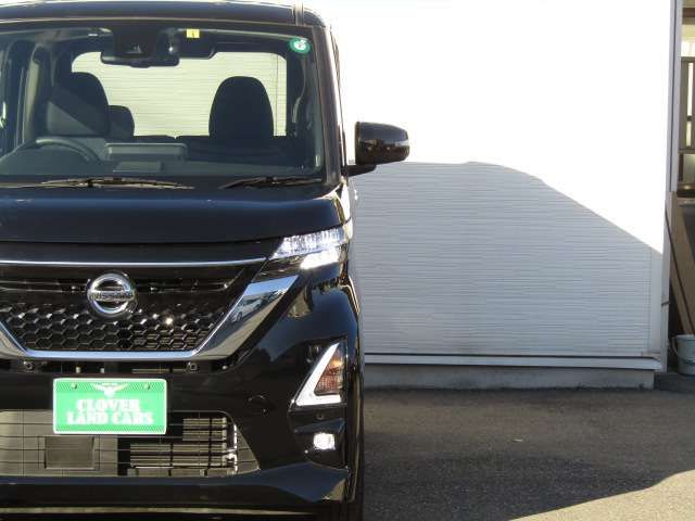 NISSAN ROOX 2023