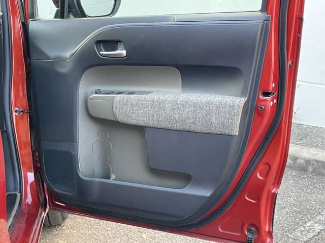 TOYOTA SIENTA HYBRID 2023