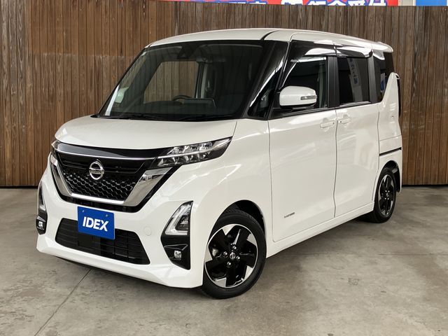 NISSAN ROOX 2021