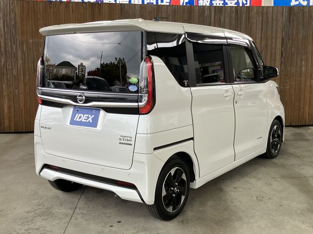 NISSAN ROOX 2021