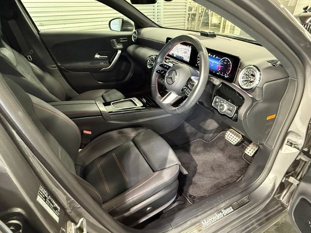 MERCEDES BENZ MERCEDES BENZ A class 2024